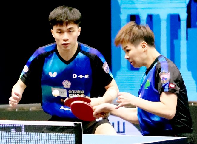 场上面对对 场上面对对